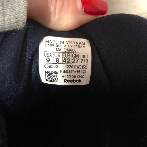 Reebok Men's Dark Blue Sneakers - Picture 4 of 5